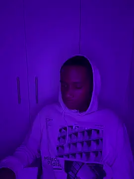 Snapshot of snotLoud chatting on 03.18.25 snotLoud online show from 03.18.25