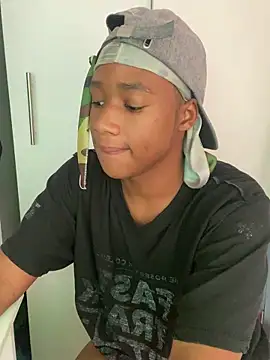 Snapshot of snotLoud chatting on 03.22.25 snotLoud online show from 03.22.25