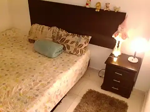 Aurrorasweet online show from 02.11.25