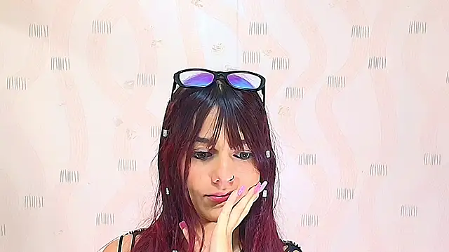 Snapshot of hot-littlechill chatting on 02.21.25 hot-littlechill online show from 02.21.25