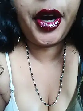 Snapshot of Haseena_Baby chatting on 07.27.26 Haseena Baby online show from 07.27.26