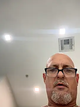 carlospingalinda online show from 11.19.25