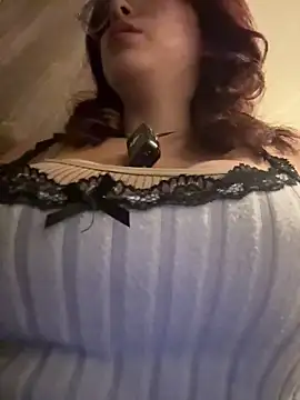 Snapshot of MartinaSooler chatting on 07.16.26 MartinaSooler online show from 07.16.26