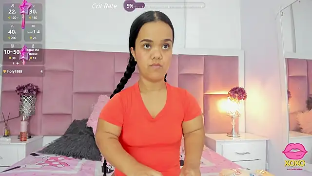 Snapshot of AnieRey chatting on 01.16.25 AnieRey online show from 01.16.25