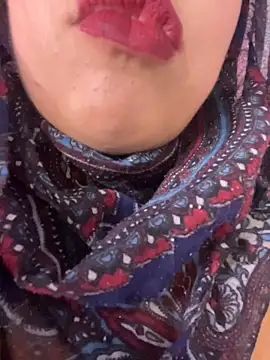 Snapshot of zahra_Jalid chatting on 05.06.26 zahra Jalid online show from 05.06.26