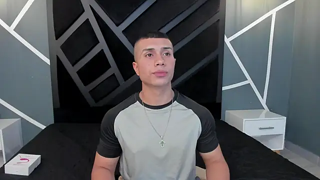 Snapshot of bruno_cavalli chatting on 01.09.26 bruno cavalli online show from 01.09.26