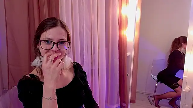 Iriss Miller online show from 01.28.25