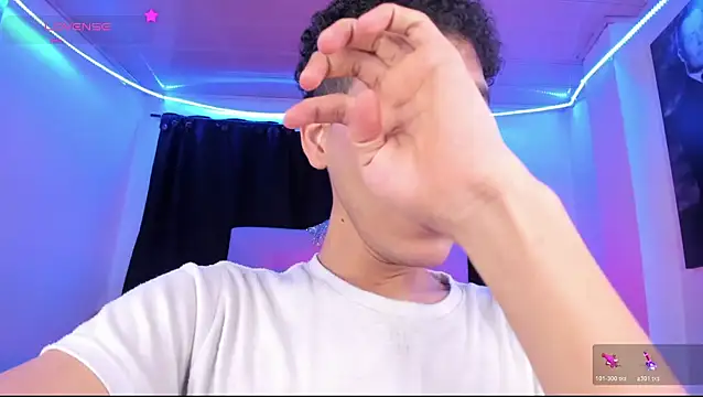 Ethan Boyy online show from 06.18.26