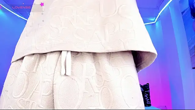 Ethan Boyy online show from 07.18.26