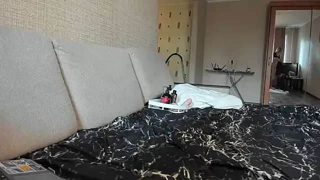 KittyMeawsX online show from 06.11.26