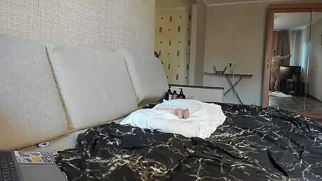 KittyMeawsX online show from 07.29.26