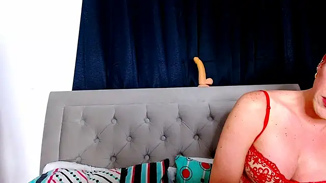 Snapshot of sweethoneytsx chatting on 09.19.25 sweethoneytsx online show from 09.19.25