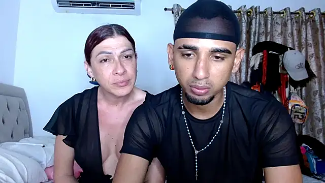 Snapshot of sweethoneytsx chatting on 11.09.25 sweethoneytsx online show from 11.09.25