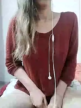 Snapshot of Sophy666 chatting on 02.09.25 Sophy666 online show from 02.09.25