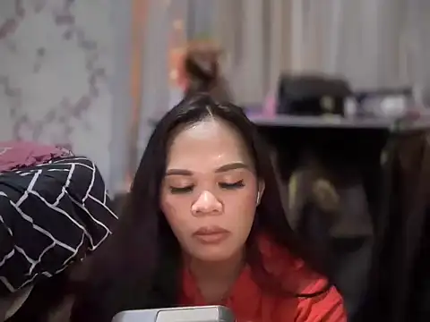 SophiaCourthaway online show from 09.24.25