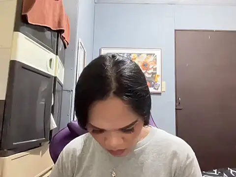 SophiaCourthaway online show from 09.30.25