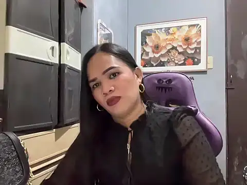 SophiaCourthaway online show from 02.24.26