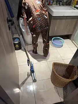 Snapshot of TOP_ping chatting on 02.25.25 TOP ping online show from 02.25.25