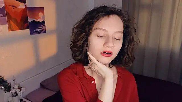 Snapshot of Leya_Curly chatting on 03.15.25 Leya Curly online show from 03.15.25