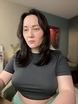 Kiss My Body online show from 02.11.26