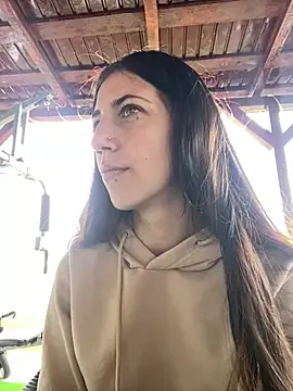 Snapshot of KeylaBlair chatting on 03.10.25 KeylaBlair online show from 03.10.25