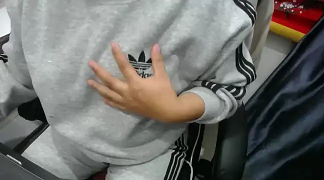 Snapshot of _May_aa chatting on 01.17.25 May aa online show from 01.17.25