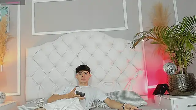 connor and angel online show from 03.19.25