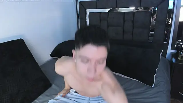 Snapshot of alanblack1 chatting on 09.18.25 alanblack1 online show from 09.18.25