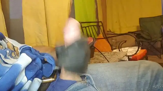 Snapshot of bwcbeat83 chatting on 02.13.26 bwcbeat83 online show from 02.13.26