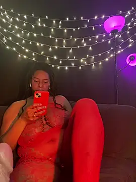 xoxoHotCoCo online show from 01.11.26