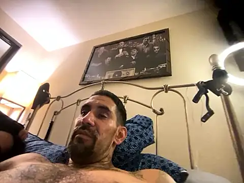 hornycouple818 online show from 10.01.25