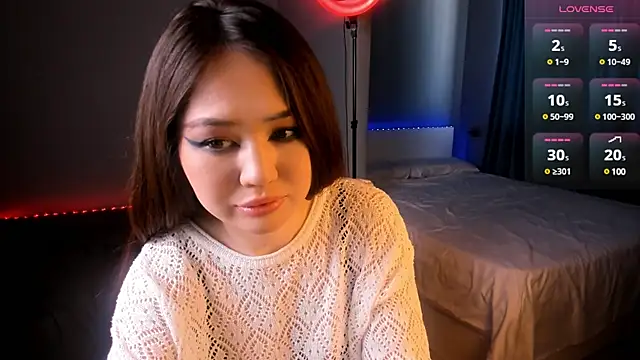 novaaskyy online show from 01.25.25