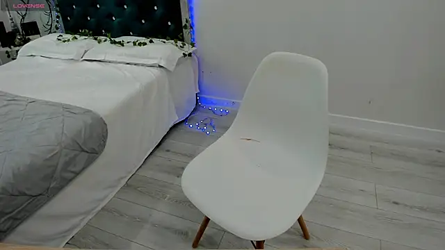 novaaskyy online show from 09.28.25