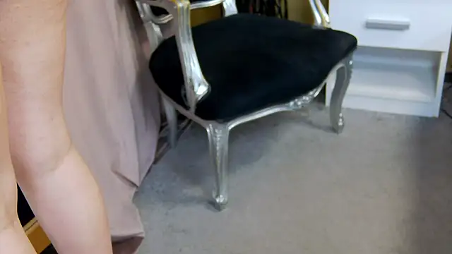 Annabellerise online show from 02.20.25