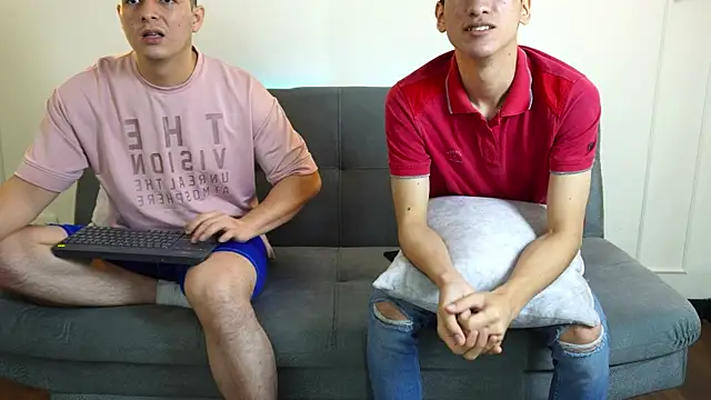 Snapshot of Cum_hunters chatting on 01.16.25 Cum hunters online show from 01.16.25