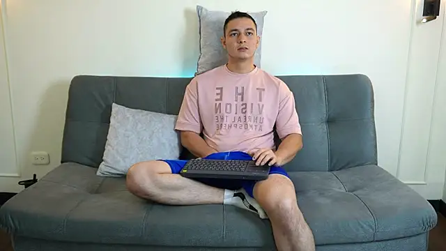 Snapshot of Cum_hunters chatting on 01.16.25 Cum hunters online show from 01.16.25