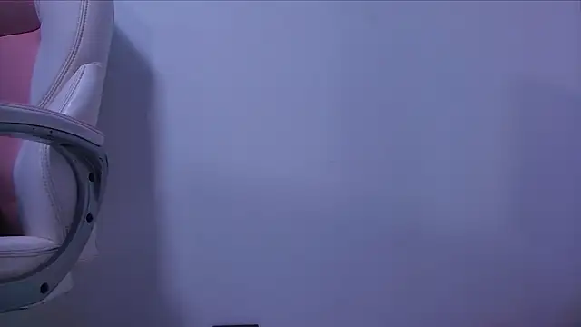 Auroraa miller online show from 03.05.26