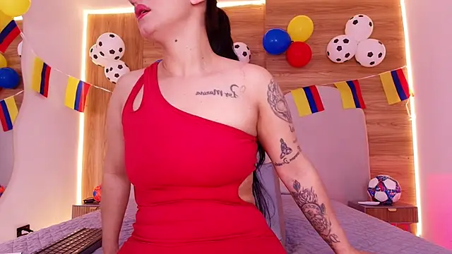 Auroraa miller online show from 06.23.26