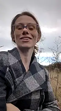 Snapshot of VibeyLovers chatting on 02.24.25 VibeyLovers online show from 02.24.25