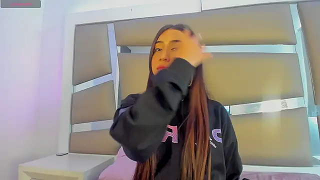 Snapshot of Princess_tokyo chatting on 01.27.25 Princess tokyo online show from 01.27.25