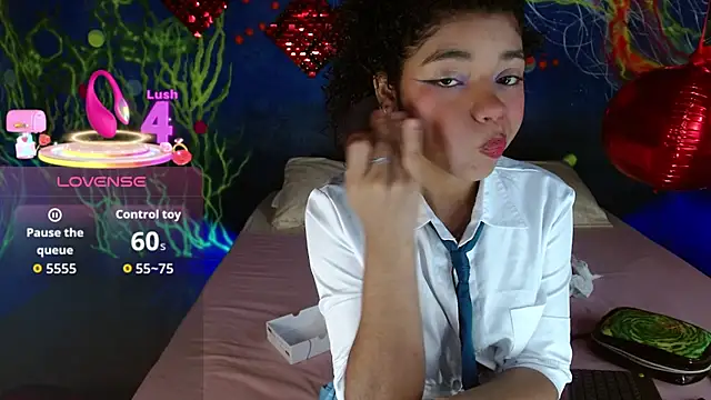 lucie petite online show from 09.21.25