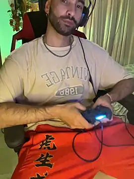 Snapshot of darkdesire_01 chatting on 01.23.25 darkdesire 01 online show from 01.23.25