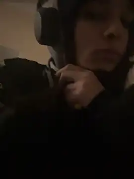 Snapshot of mollyEXD chatting on 10.24.25 mollyEXD online show from 10.24.25