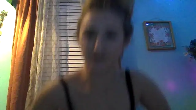 Snapshot of hunybunz69 chatting on 03.02.25 hunybunz69 online show from 03.02.25