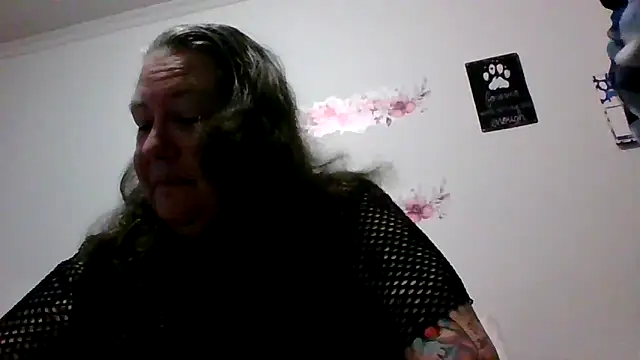 Snapshot of k1w1bbw chatting on 01.25.25 k1w1bbw online show from 01.25.25