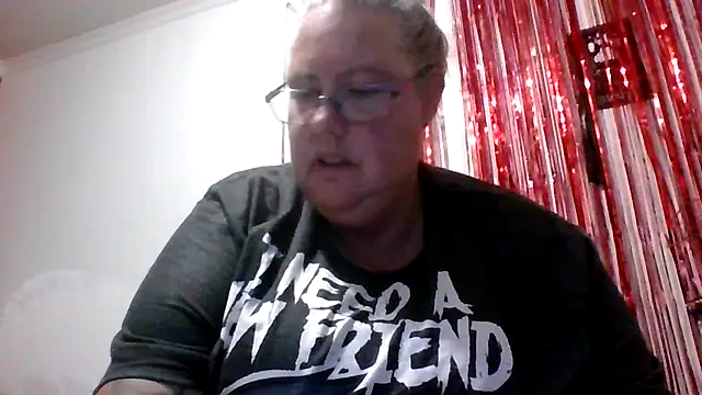 Snapshot of k1w1bbw chatting on 02.13.25 k1w1bbw online show from 02.13.25