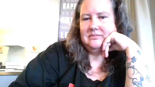 Snapshot of k1w1bbw chatting on 02.17.25 k1w1bbw online show from 02.17.25