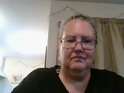 Snapshot of k1w1bbw chatting on 03.09.25 k1w1bbw online show from 03.09.25