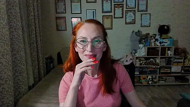 Snapshot of red_rocco chatting on 02.02.25 red rocco online show from 02.02.25