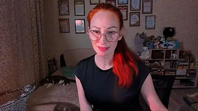 Snapshot of red_rocco chatting on 02.07.25 red rocco online show from 02.07.25